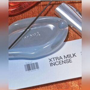 Dedcool Glass Incense Holder + 20 "XTRA MILK" Incense Sticks